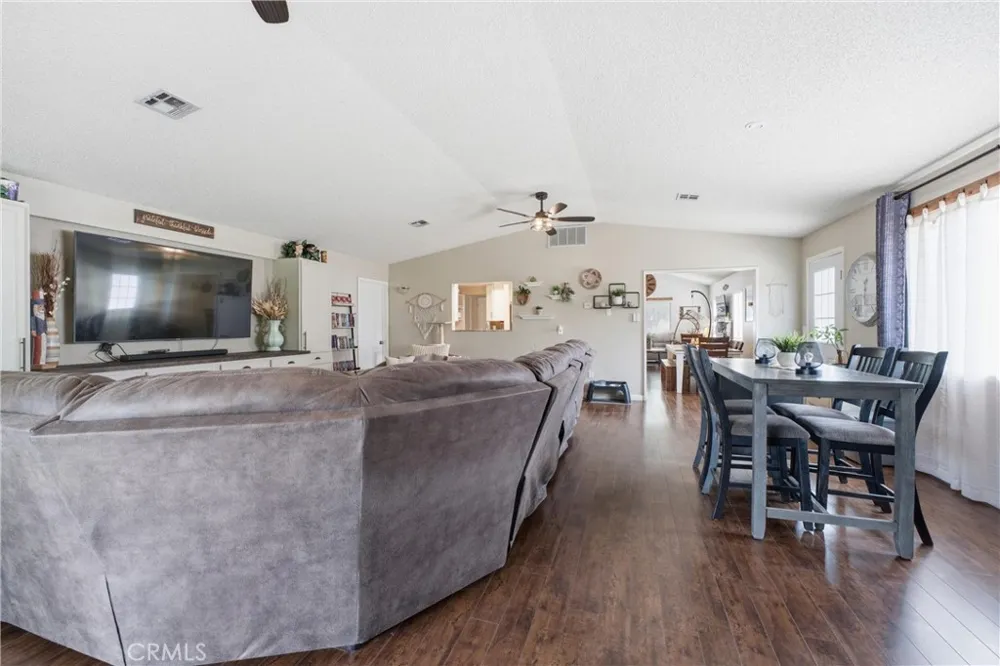 44237 Fine Street Lancaster, CA 93536