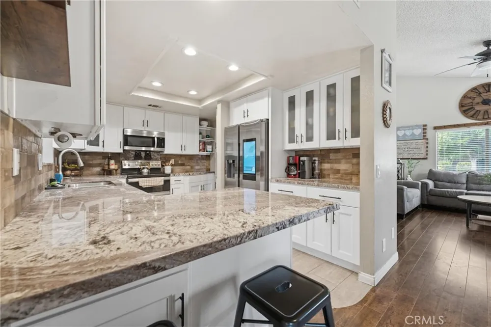 44237 Fine Street Lancaster, CA 93536