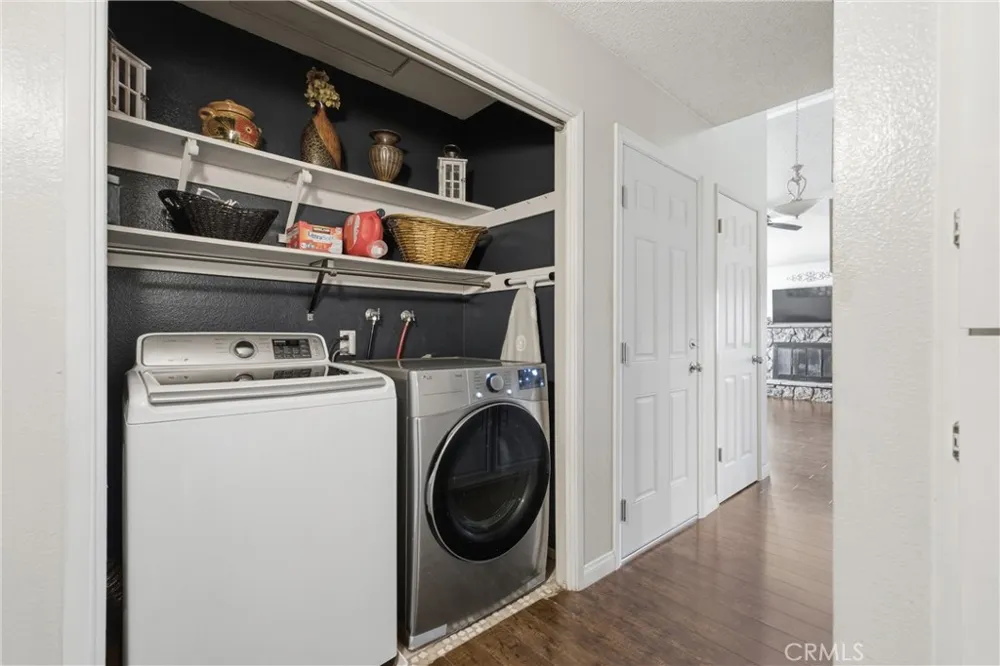 44237 Fine Street Lancaster, CA 93536