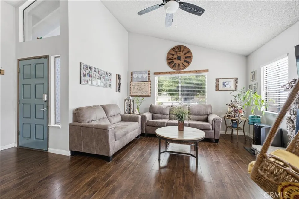 44237 Fine Street Lancaster, CA 93536