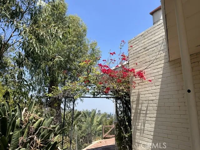 3124 Goodview Los Angeles, CA 90068