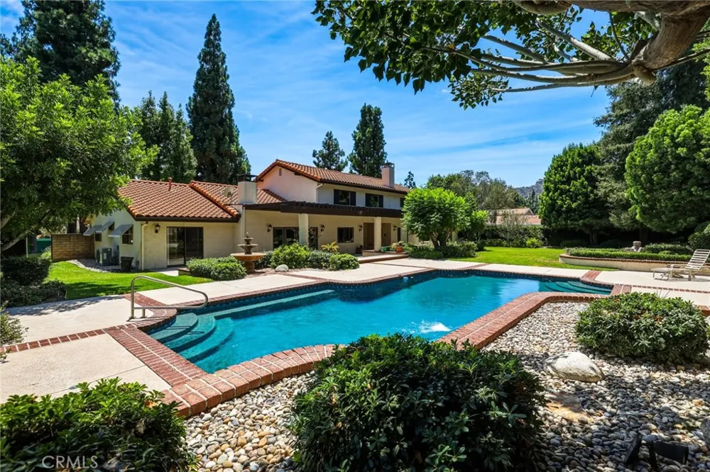 22231 Romar Street Chatsworth, CA 91311