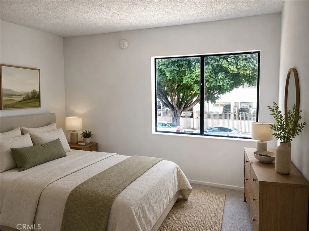 20234 Cantara #214 Winnetka, CA 91306
