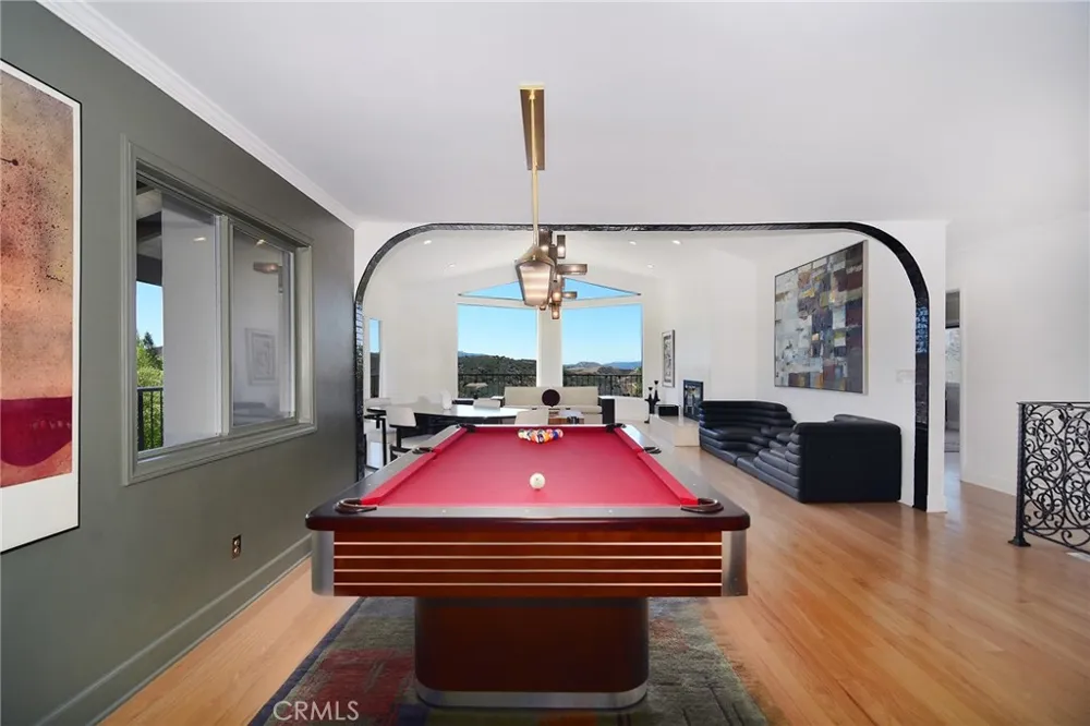 130 Dapplegray Road Bell Canyon, CA 91307