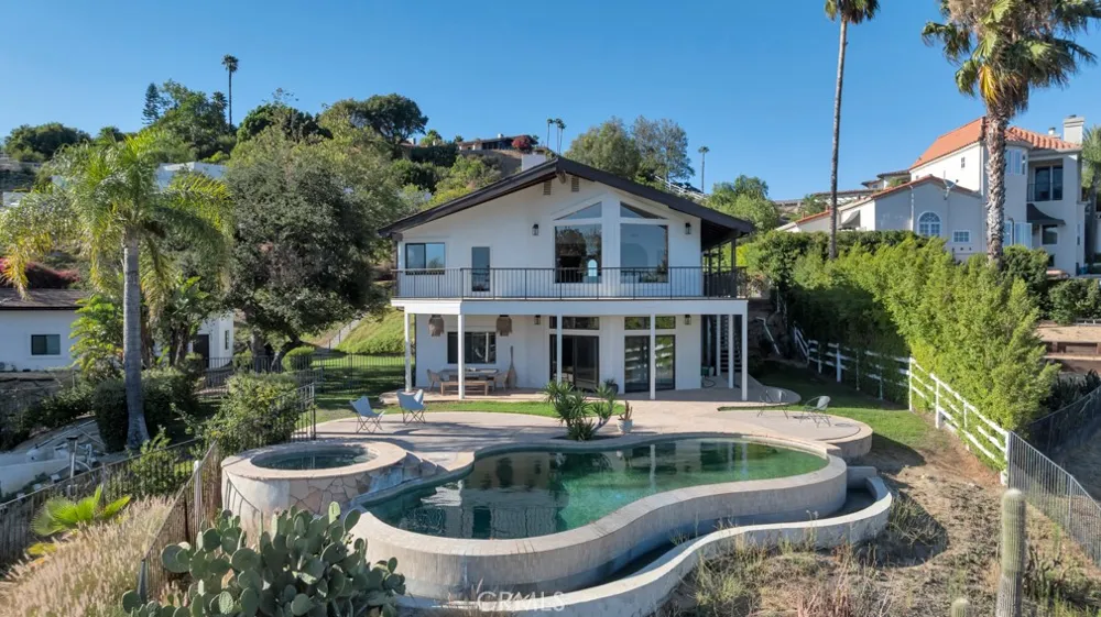 130 Dapplegray Road Bell Canyon, CA 91307