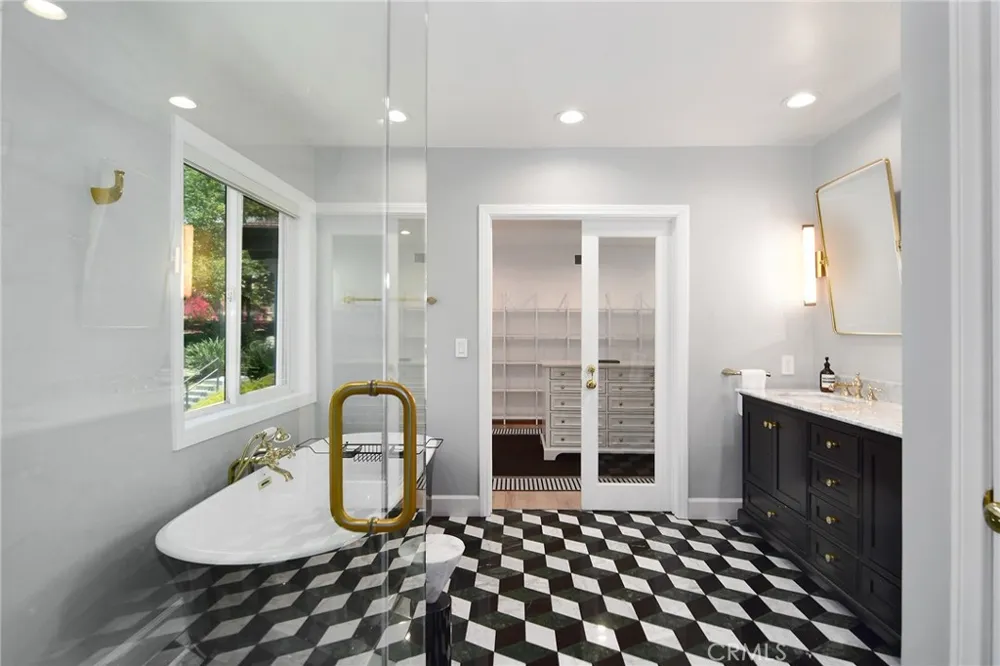 130 Dapplegray Road Bell Canyon, CA 91307