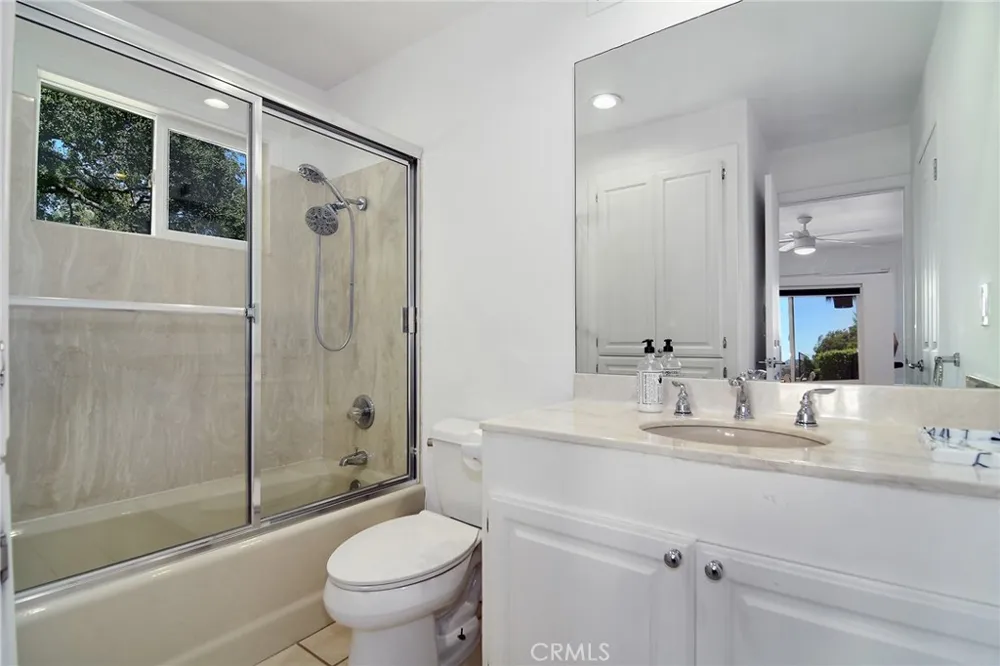 130 Dapplegray Road Bell Canyon, CA 91307