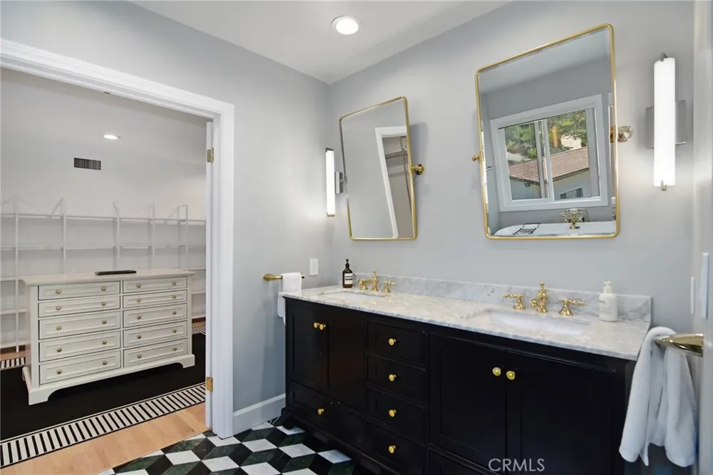 130 Dapplegray Road Bell Canyon, CA 91307