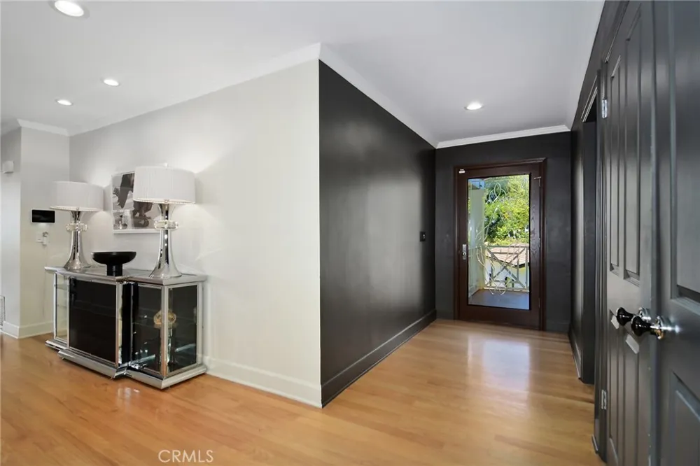 130 Dapplegray Road Bell Canyon, CA 91307