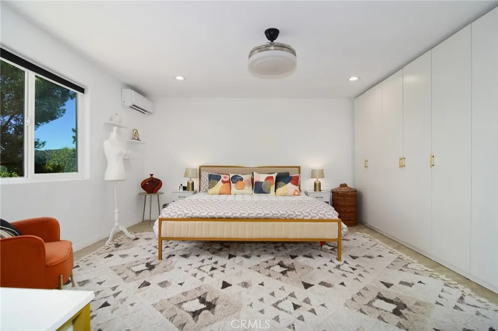 130 Dapplegray Road Bell Canyon, CA 91307