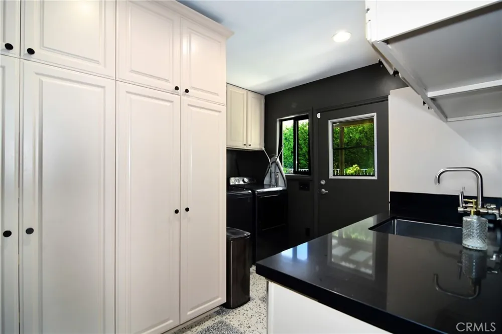 130 Dapplegray Road Bell Canyon, CA 91307
