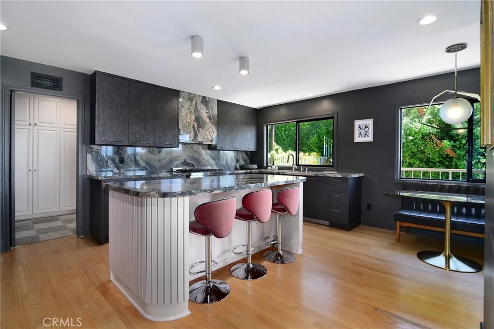130 Dapplegray Road Bell Canyon, CA 91307