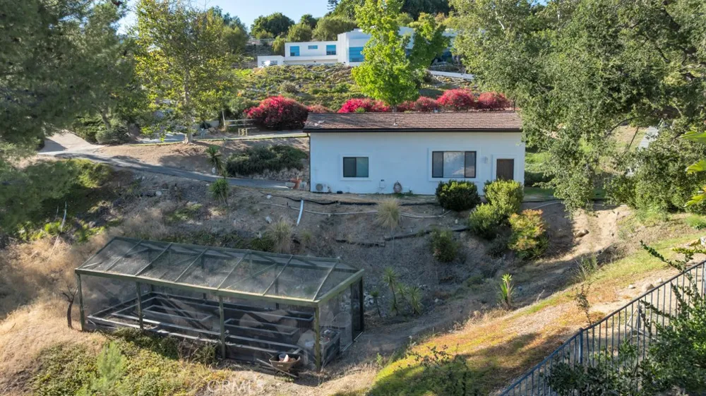 130 Dapplegray Road Bell Canyon, CA 91307