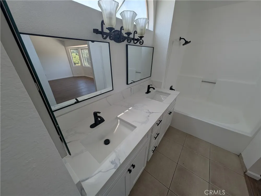 37427 Greenwich Court Palmdale, CA 93550