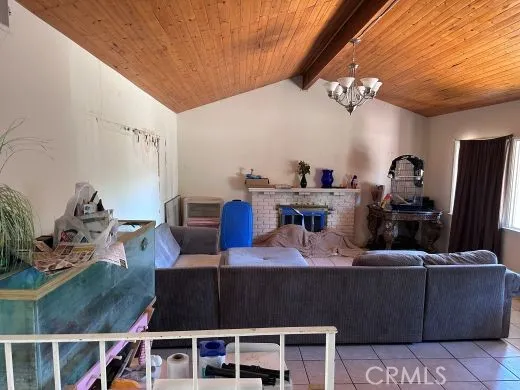 22107 Barbacoa Saugus, CA 91350
