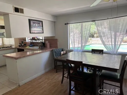 22107 Barbacoa Saugus, CA 91350