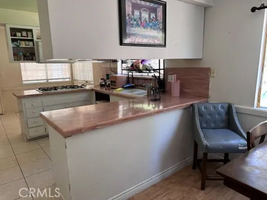 22107 Barbacoa Saugus, CA 91350