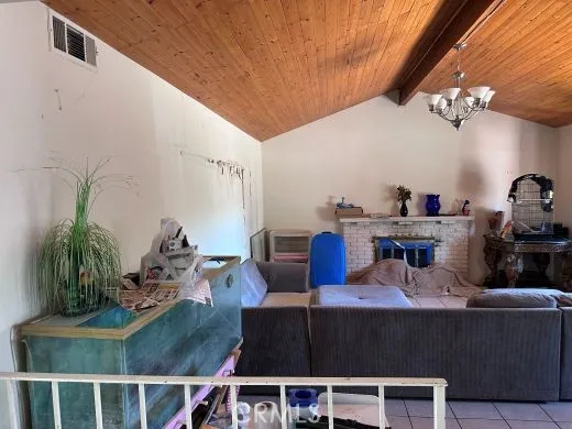 22107 Barbacoa Saugus, CA 91350