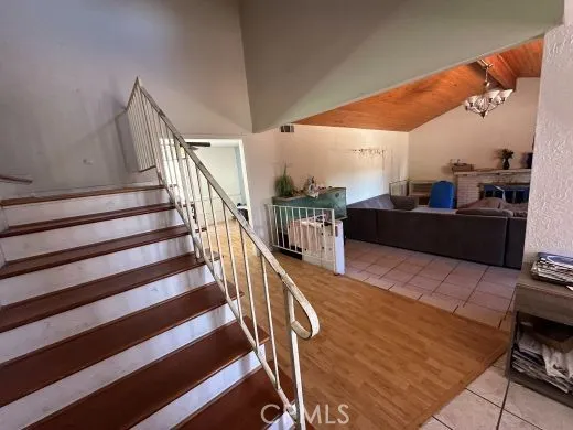 22107 Barbacoa Saugus, CA 91350