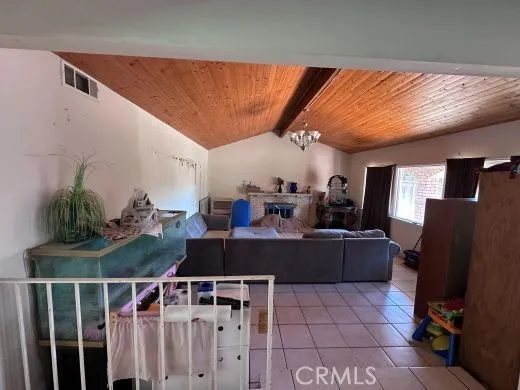 22107 Barbacoa Saugus, CA 91350