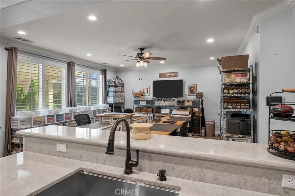 3023 Erica Rosamond, CA 93560