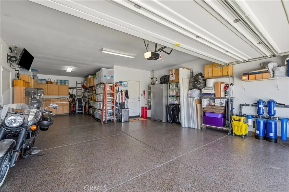 3023 Erica Rosamond, CA 93560