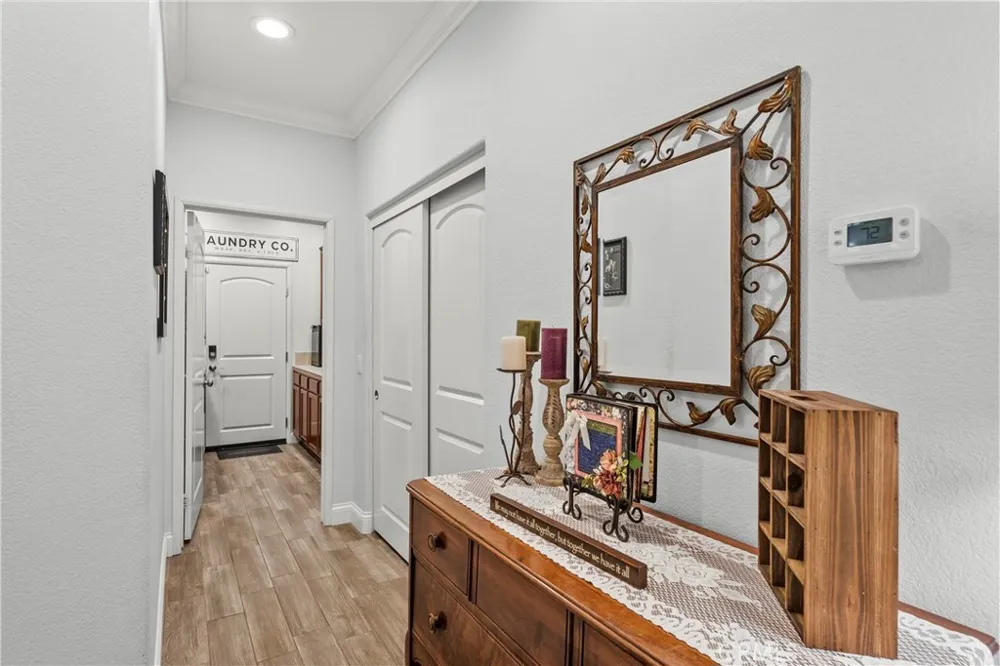 3023 Erica Rosamond, CA 93560