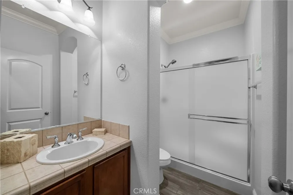 3023 Erica Rosamond, CA 93560