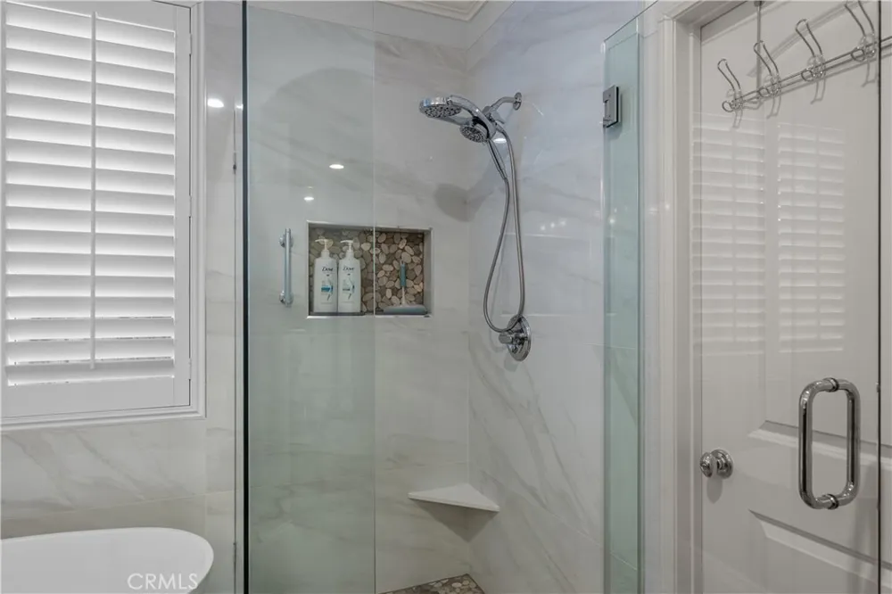 3023 Erica Rosamond, CA 93560