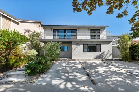 7841 W 83rd