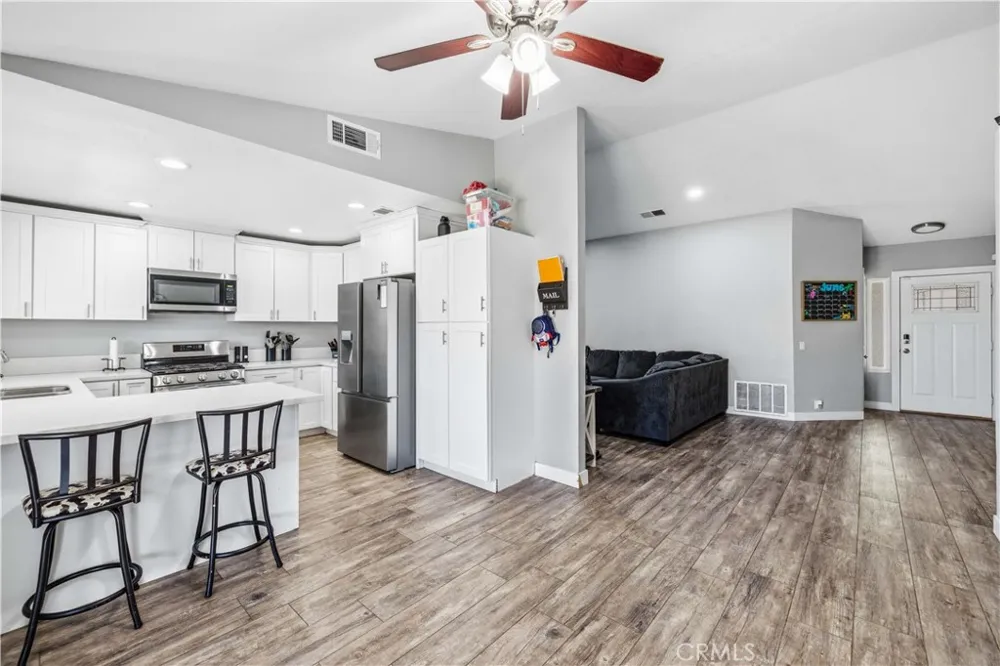 2050 Matthew Avenue Rosamond, CA 93560