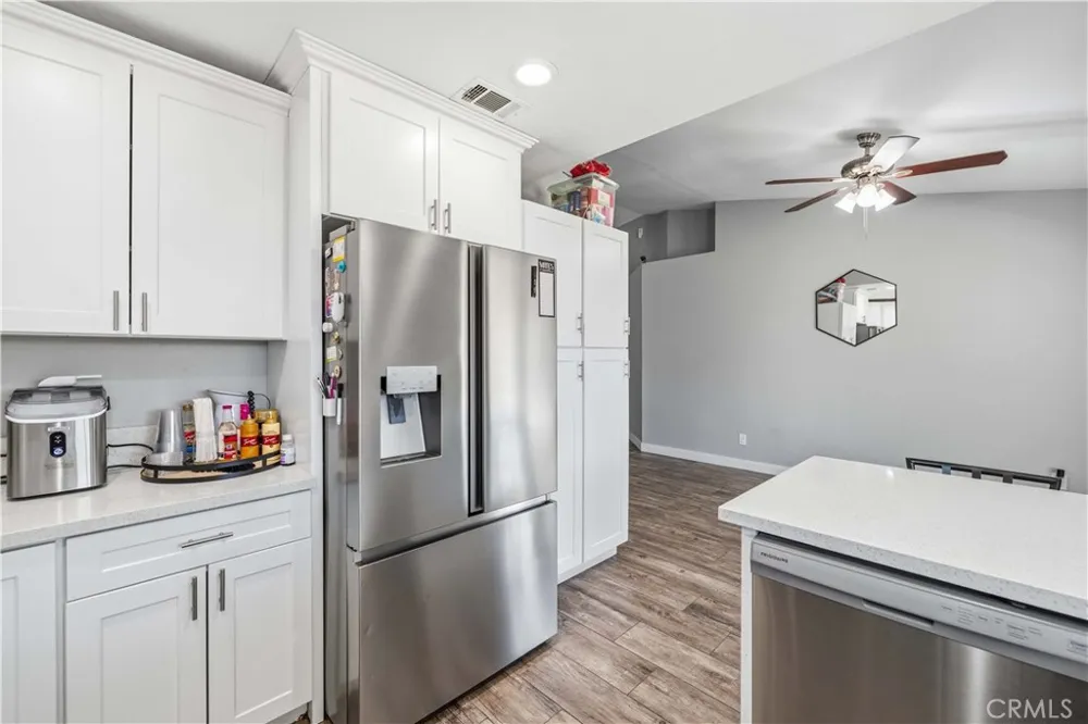 2050 Matthew Avenue Rosamond, CA 93560