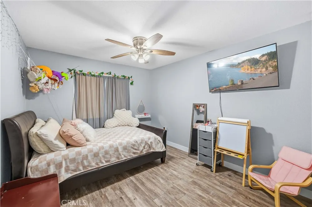 2050 Matthew Avenue Rosamond, CA 93560