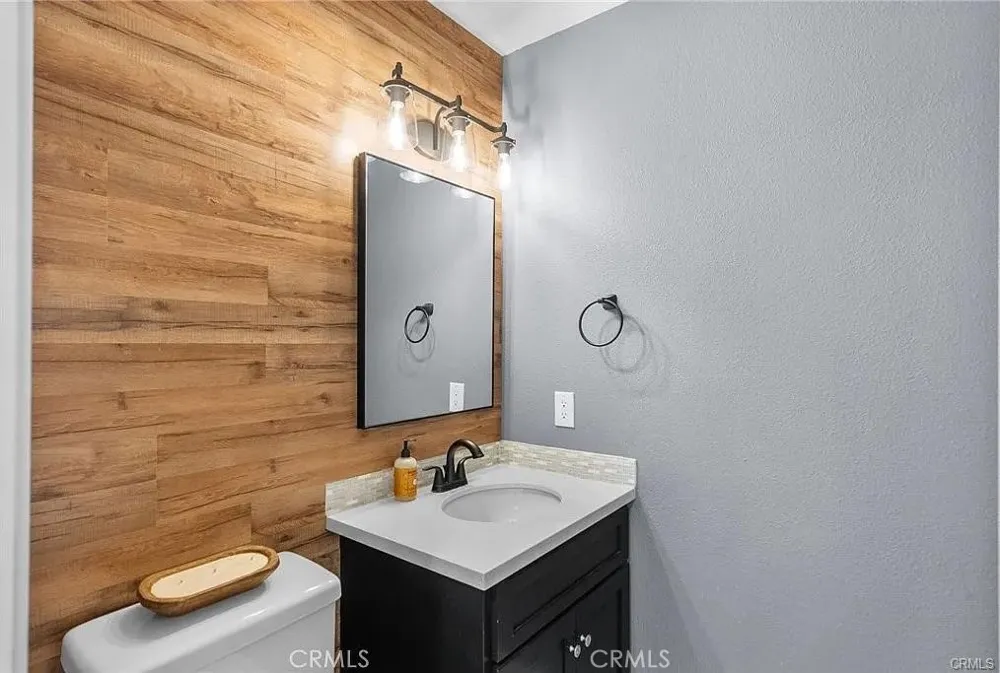 24644 Golfview Drive Valencia, CA 91355