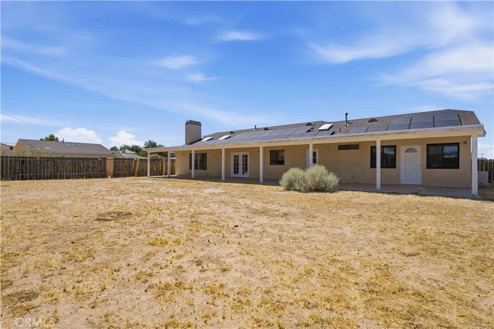 21640 Garibaldi Ct California City, CA 93505