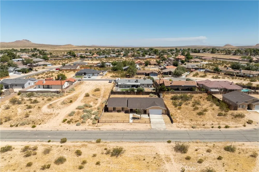 21640 Garibaldi Ct California City, CA 93505
