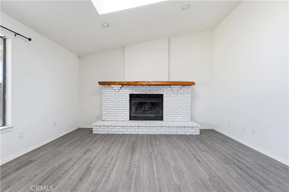 21640 Garibaldi Ct California City, CA 93505
