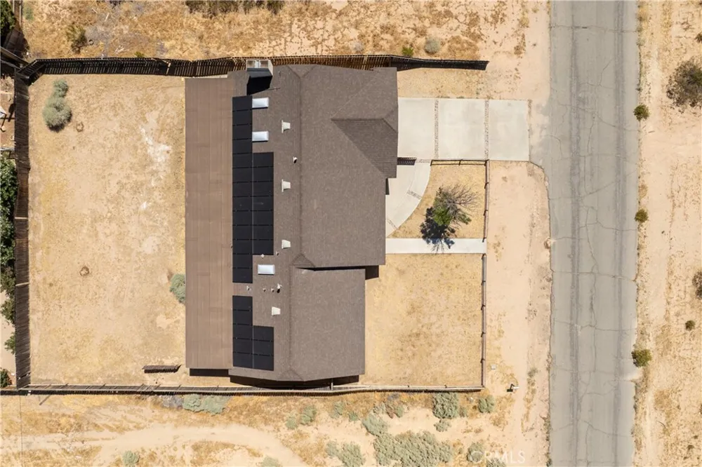 21640 Garibaldi Ct California City, CA 93505