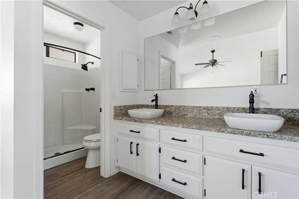 21640 Garibaldi Ct California City, CA 93505