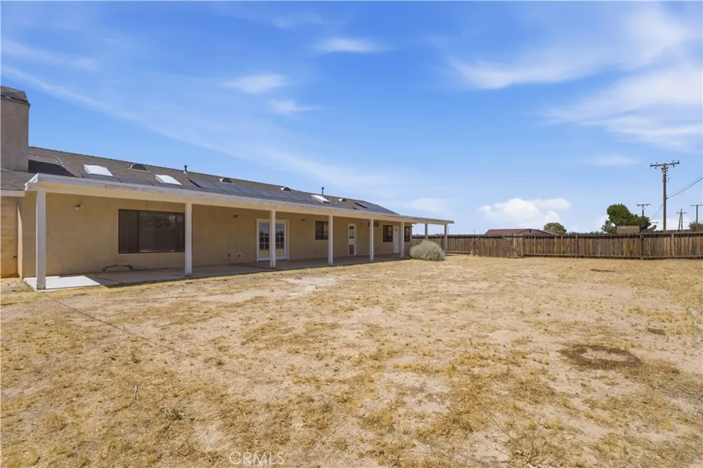 21640 Garibaldi Ct California City, CA 93505