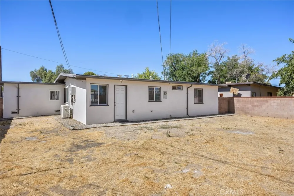 709 W Avenue H12 Lancaster, CA 93534