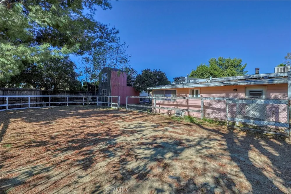 16326 Nordhoff Street North Hills, CA 91343