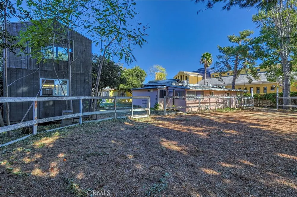 16326 Nordhoff Street North Hills, CA 91343