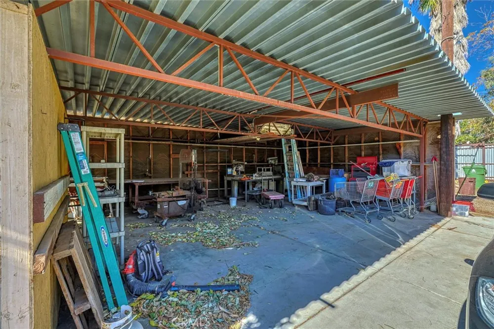 16326 Nordhoff Street North Hills, CA 91343