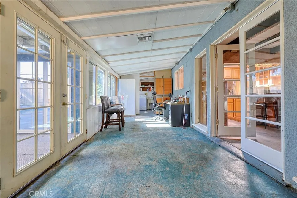 16326 Nordhoff Street North Hills, CA 91343