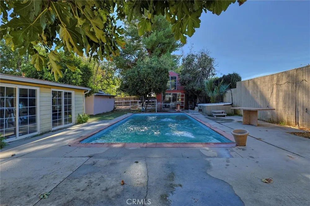 16326 Nordhoff Street North Hills, CA 91343