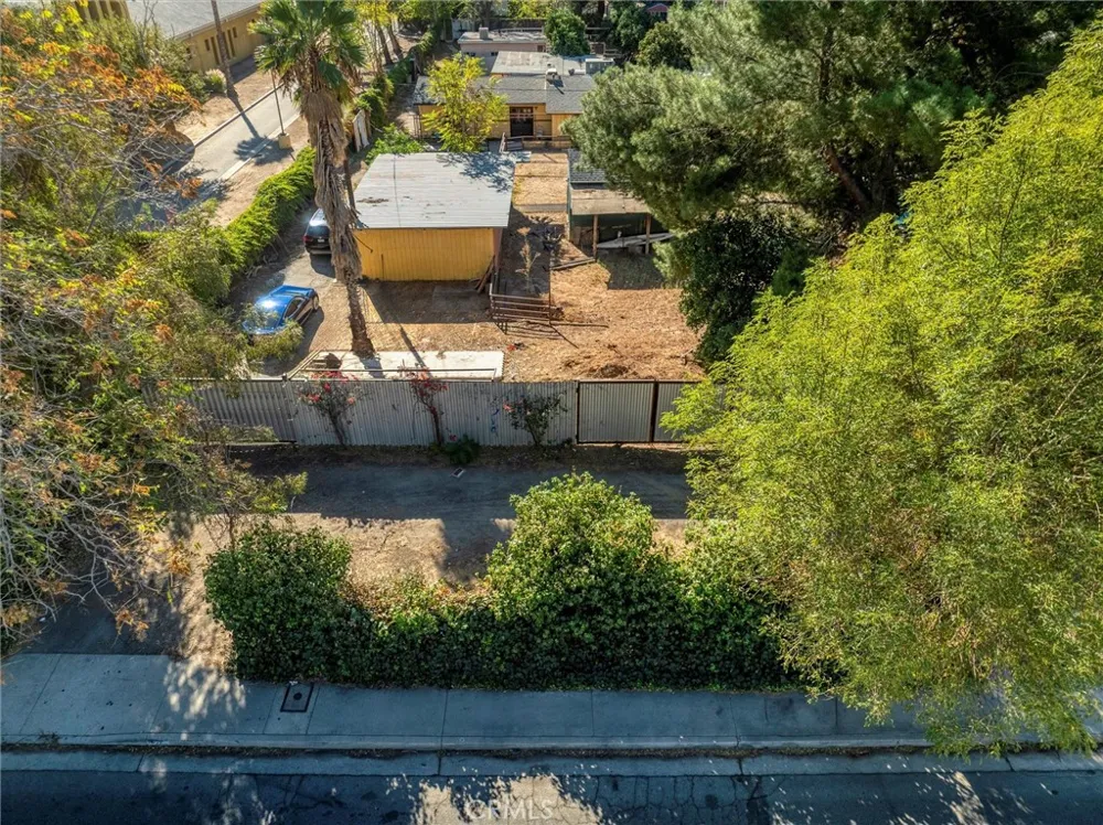 16326 Nordhoff Street North Hills, CA 91343