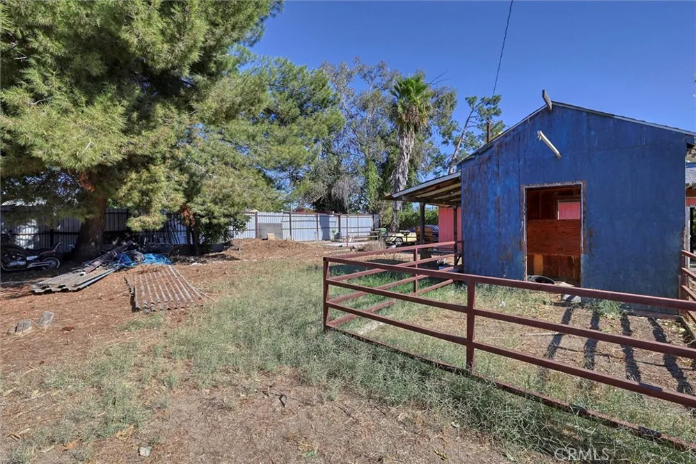 16326 Nordhoff Street North Hills, CA 91343