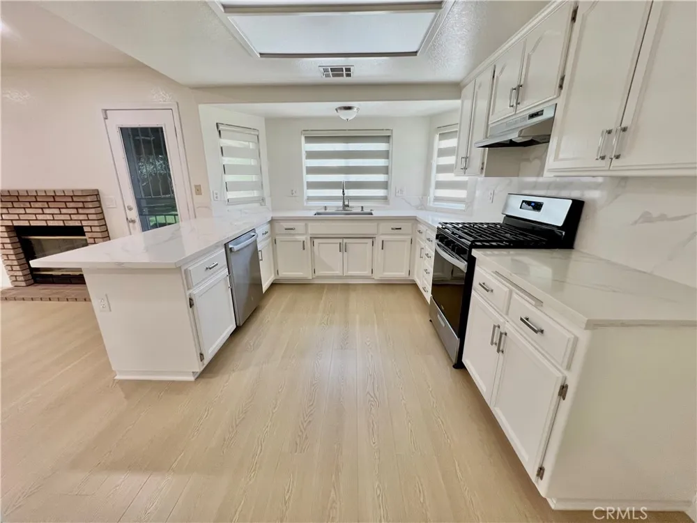 759 E Avenue J6 Lancaster, CA 93535