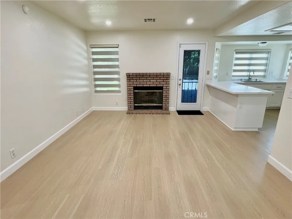 759 E Avenue J6 Lancaster, CA 93535
